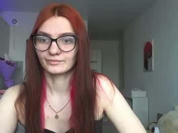 Pechenuffka Chaturbate stream image from April 02, 2025