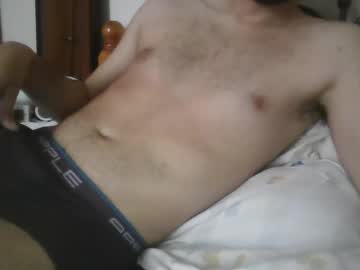 Your_Hung_College_Vers Chaturbate stream image from April 02, 2025