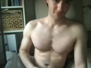 Hungboy_It Chaturbate stream image from April 02, 2025