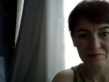 Krystal82 Chaturbate stream image from April 02, 2025