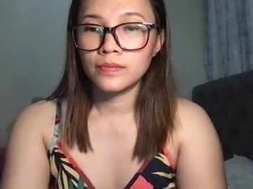 Zoey_Foryou Chaturbate stream image from April 02, 2025