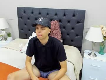 Bob_Ben Chaturbate stream image from April 02, 2025