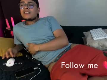 Felipelatinboy99 Chaturbate stream image from April 02, 2025