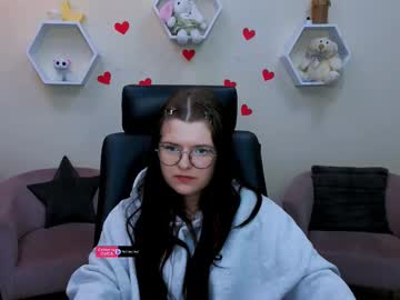 Nika_Millers Chaturbate stream image from April 02, 2025