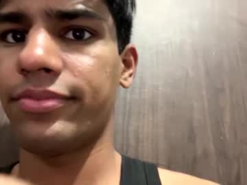 Raju_Smith Chaturbate stream image from April 02, 2025