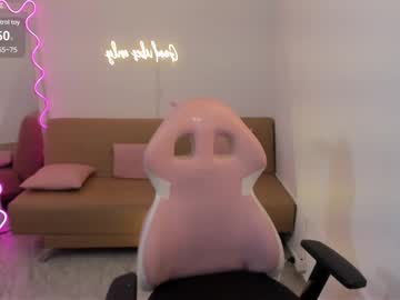 Hanssel_Tay Chaturbate stream image from April 02, 2025