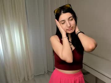 Amitygambell Chaturbate stream image from April 02, 2025