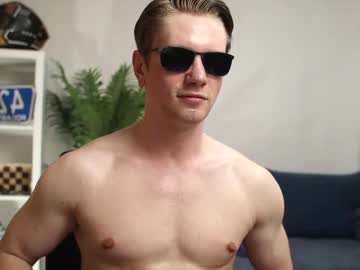 Kevin_Park Chaturbate stream image from April 02, 2025