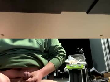 Oneball_Xxx Chaturbate stream image from April 02, 2025