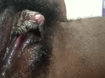 Wet255 Chaturbate stream image from April 02, 2025