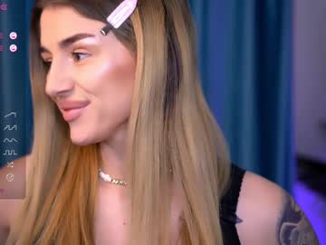Babbyaisha Chaturbate stream image from April 02, 2025