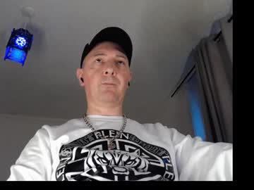 Marvinbentley Chaturbate stream image from April 02, 2025