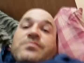 Maxim327 Chaturbate stream image from April 02, 2025