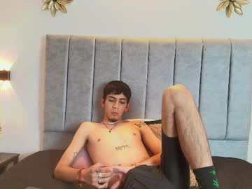 Jey_Rosse Chaturbate stream image from April 02, 2025