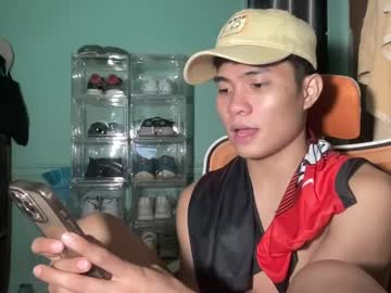 Acethehottestxx Chaturbate stream image from April 02, 2025