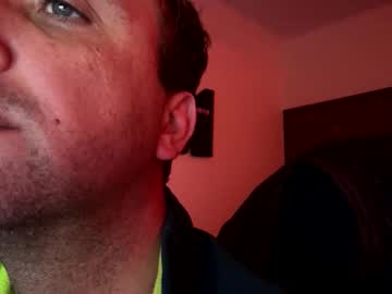 Brazilandportugual Chaturbate stream image from April 02, 2025