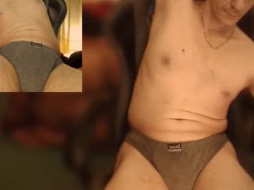 Maxonfire74 Chaturbate stream image from April 02, 2025