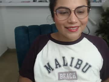 Vanessasaenz1 Chaturbate stream image from April 02, 2025