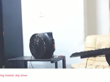 Danna_Brownhorny Chaturbate stream image from April 02, 2025