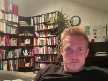 Xlagerregalx Chaturbate stream image from April 02, 2025