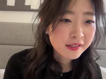 Cozykorean Chaturbate stream image from April 03, 2025