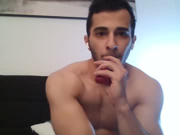 Vadar11 Chaturbate stream image from April 03, 2025