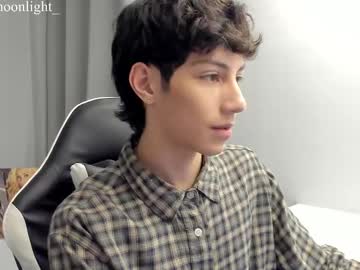 Philipe_Moonlight_ Chaturbate stream image from April 03, 2025