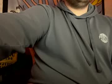 Bigguymitch Chaturbate stream image from April 03, 2025