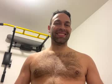 Dilfofthenextdoor42 Chaturbate stream image from April 03, 2025