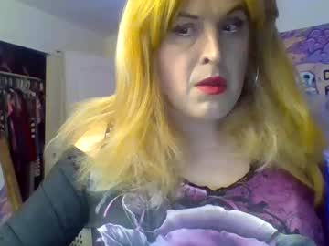 Lovepoppergurl Chaturbate stream image from April 03, 2025