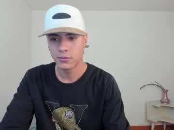Zane_Knot Chaturbate stream image from April 03, 2025