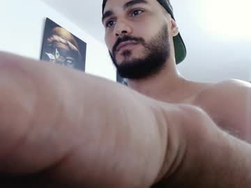 Aaronteylor Chaturbate stream image from April 03, 2025
