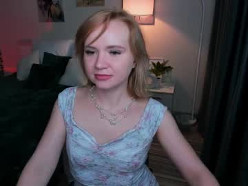 Bellasmitss Chaturbate stream image from April 03, 2025