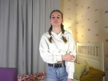 Althenabanbury Chaturbate stream image from April 03, 2025