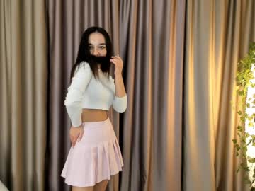 Edythgrindell Chaturbate stream image from April 03, 2025