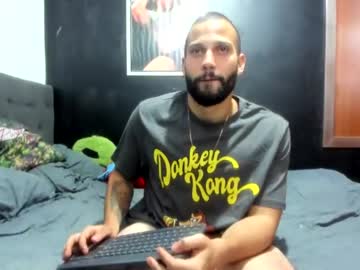 Jasonmartiinez Chaturbate stream image from April 03, 2025