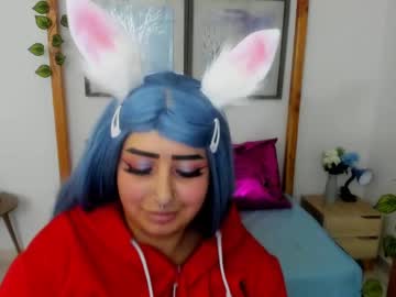 Lussyevans_ Chaturbate stream image from April 03, 2025