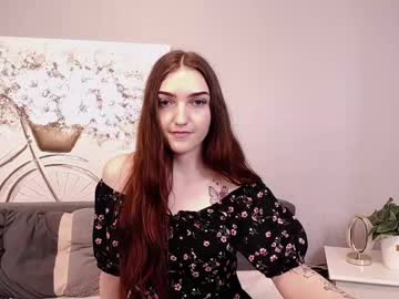 Elizabetlewis stream image from April 03, 2025