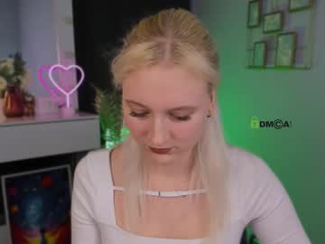 Monna_Rose Chaturbate stream image from April 03, 2025