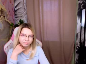 Whitneygalpin Chaturbate stream image from April 03, 2025