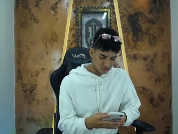 Gabrielhot_ Chaturbate stream image from April 03, 2025