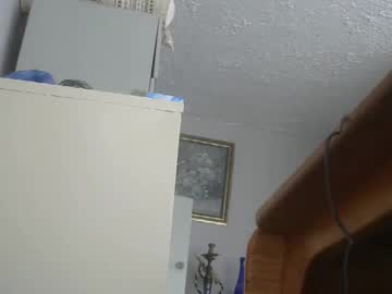 Chaturbatordeluxe Chaturbate stream image from April 03, 2025