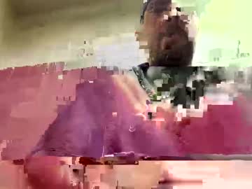 Peterdragon03 Chaturbate stream image from April 03, 2025