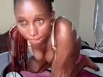 Sexypwincy Chaturbate stream image from April 03, 2025