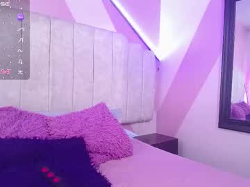 Mikaela_Diorx Chaturbate stream image from April 03, 2025