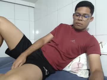 Pedrosr3 Chaturbate stream image from April 03, 2025