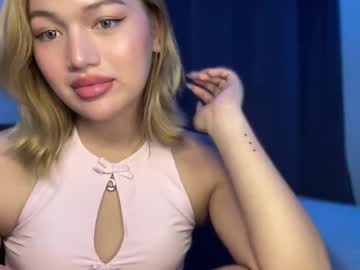 Loveaaliyah69 Chaturbate stream image from April 03, 2025