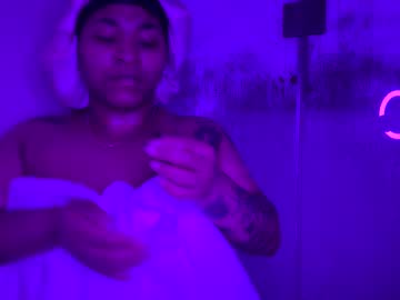 Lickmytattoos8679 Chaturbate stream image from April 03, 2025