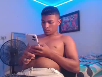 Demol_Latin Chaturbate stream image from April 03, 2025
