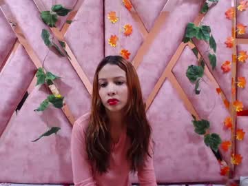 Paris_Petit Chaturbate stream image from April 03, 2025